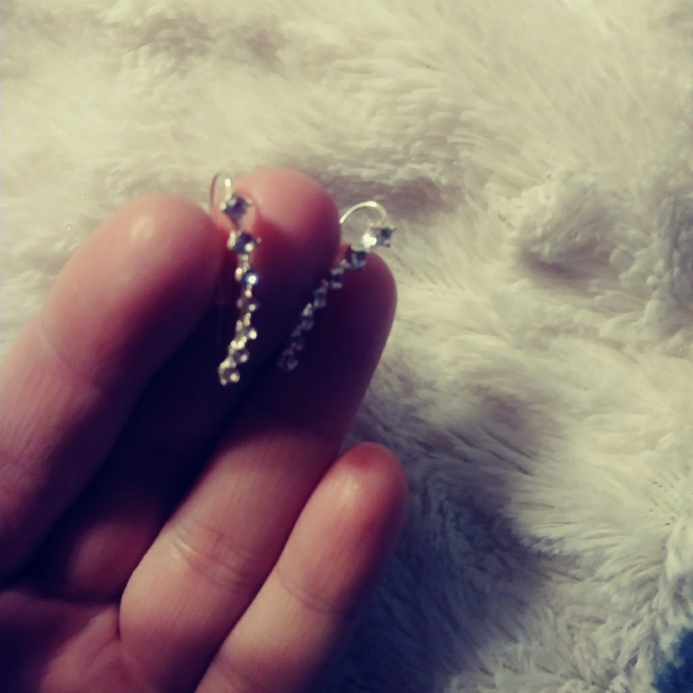 vine earrings - Picture 4 of 4